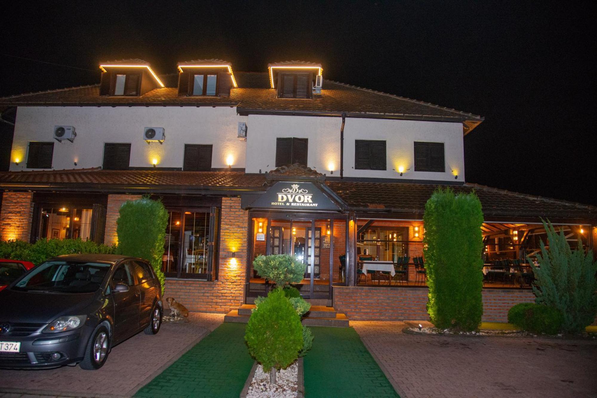 Hotel Dvor Bijelo Polje Ngoại thất bức ảnh